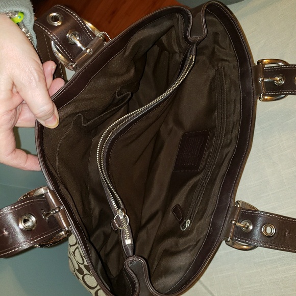 Coach Purse - Picture 3 of 3